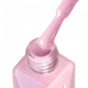 hell rosa Nagellack Joia vegan auf einem Pinsel