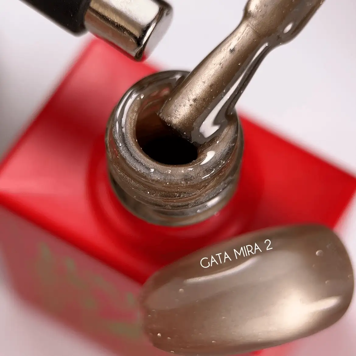 Hola Gata Mira 2 Cat-eye Gellack