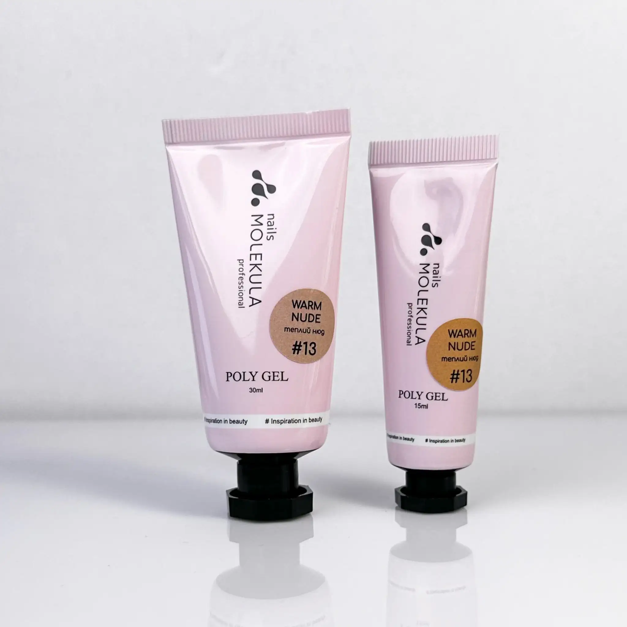 Molekula Polygel Warm Nude 13 Acrylgel in 15 ml und 30 ml für professionelle Nagelmodellage